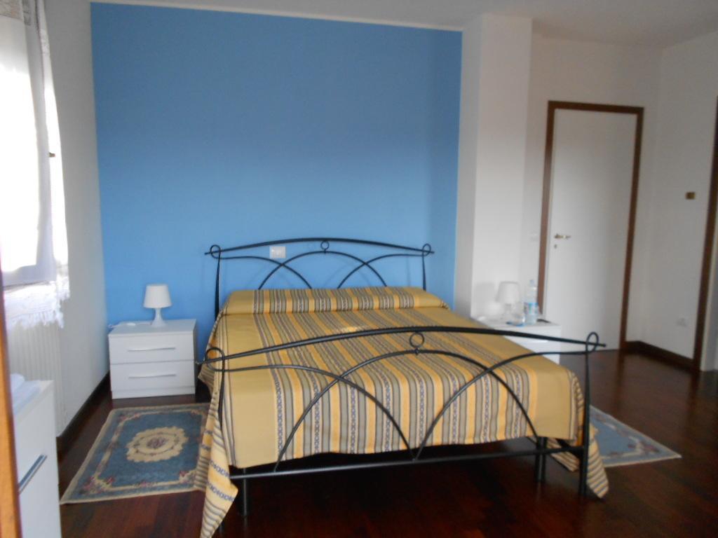 B&B San Bartolo Песаро Стая снимка